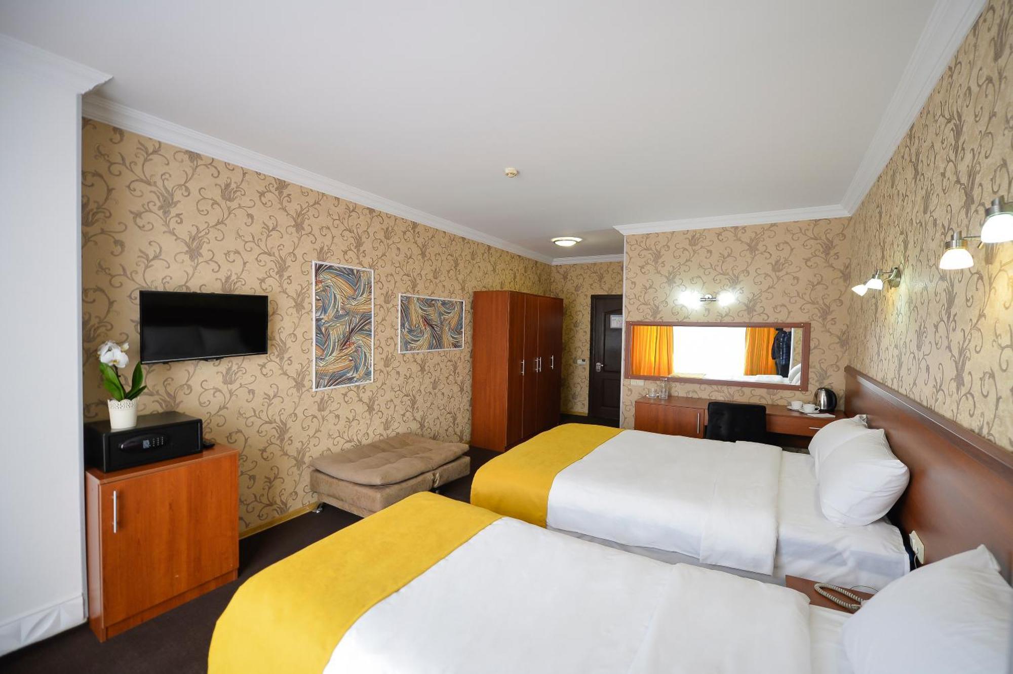 Aura Boutique Hotel バトゥーミ 部屋 写真
