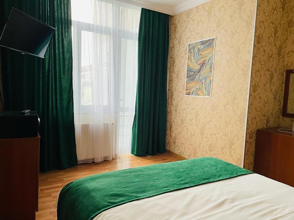 Aura Boutique Hotel バトゥーミ 部屋 写真